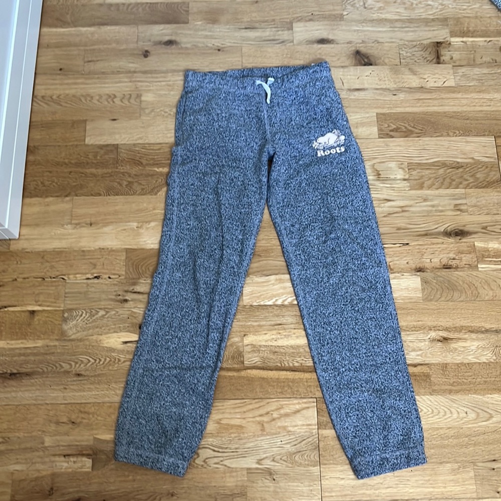 Used roots girls sweatpants